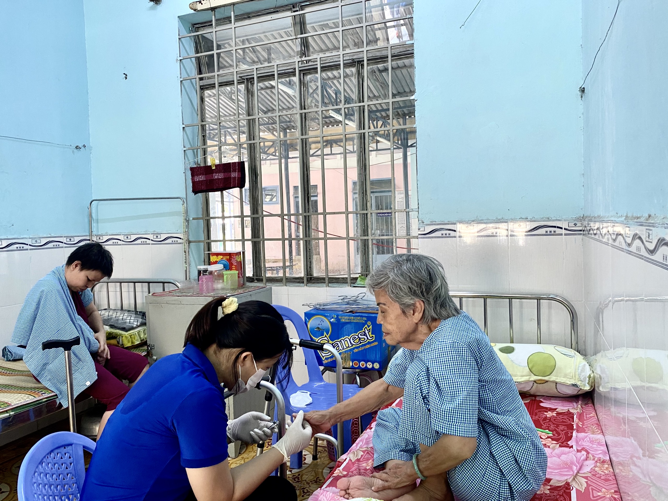 Hoạt động Ngày Chủ nhật xanh tình nguyện tại Trung tâm Bảo trợ xã hội Khánh Hòa